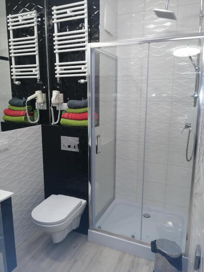 Apartamenty Galeria Polnocna Varsavia Esterno foto