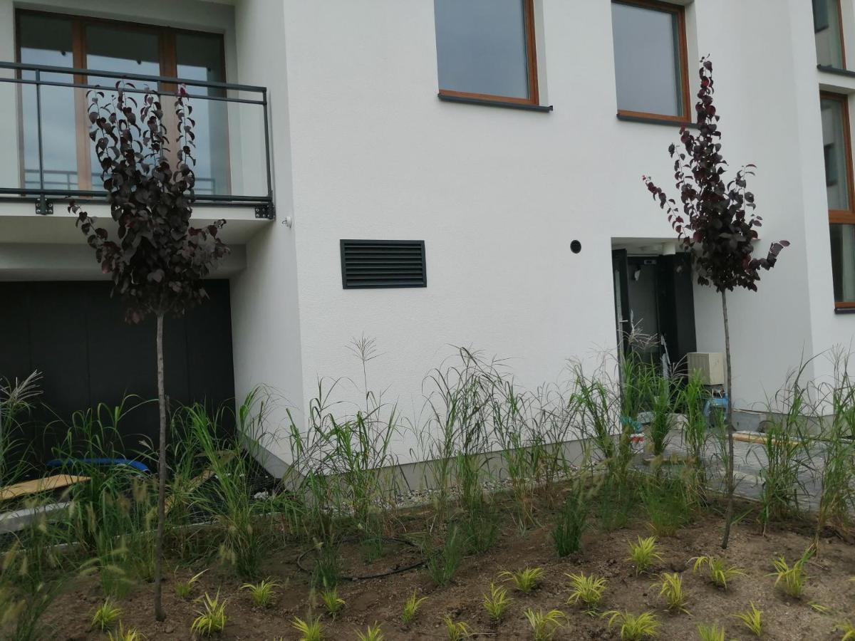 Apartamenty Galeria Polnocna Varsavia Esterno foto