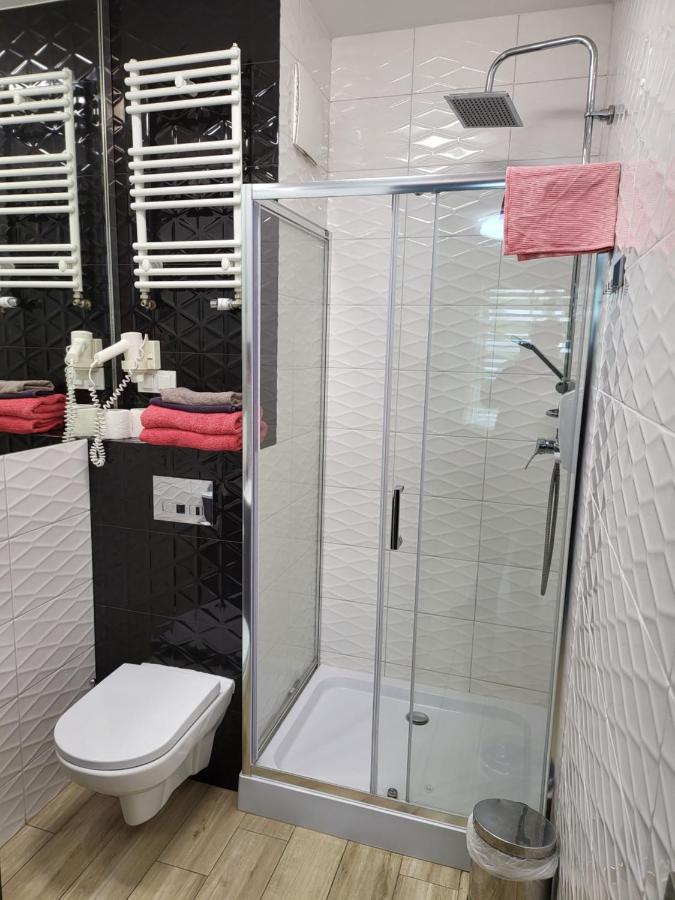 Apartamenty Galeria Polnocna Varsavia Esterno foto