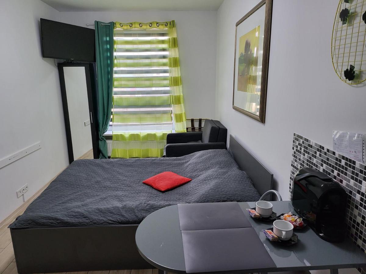 Apartamenty Galeria Polnocna Varsavia Esterno foto